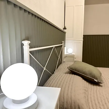 Smeraldo Villa *